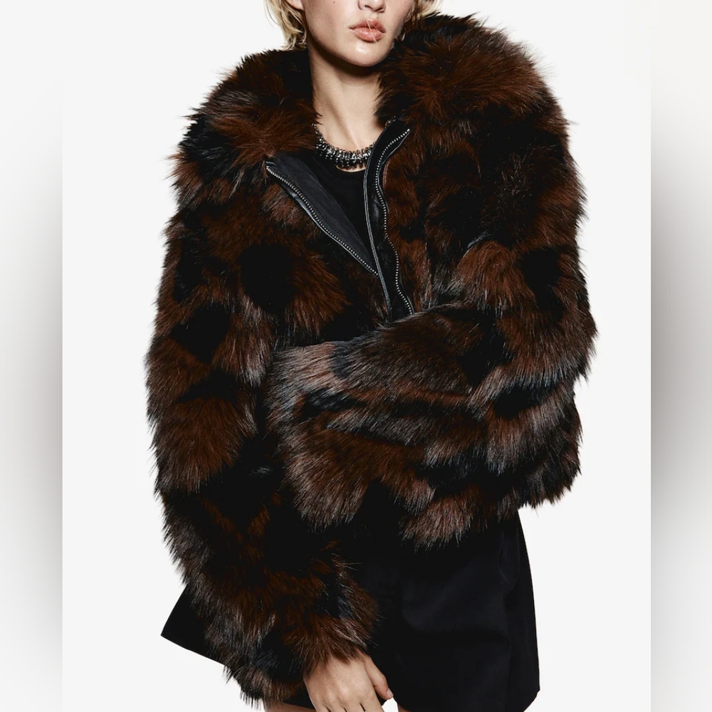 NWT H&M Holiday 2024 Fluffy Faux Fur Jacket Dark Brown/Patterned Sz XS, M